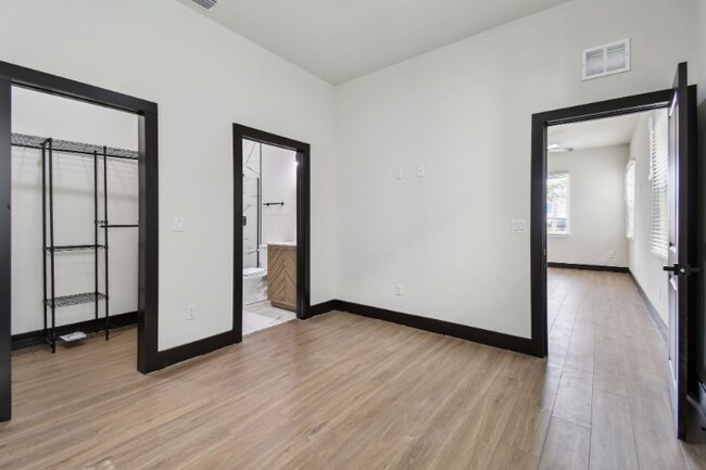 Foto del edificio - 3353 4th Ave S