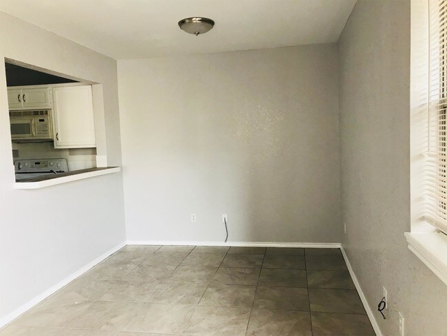 Foto del edificio - 6220 N 11th St