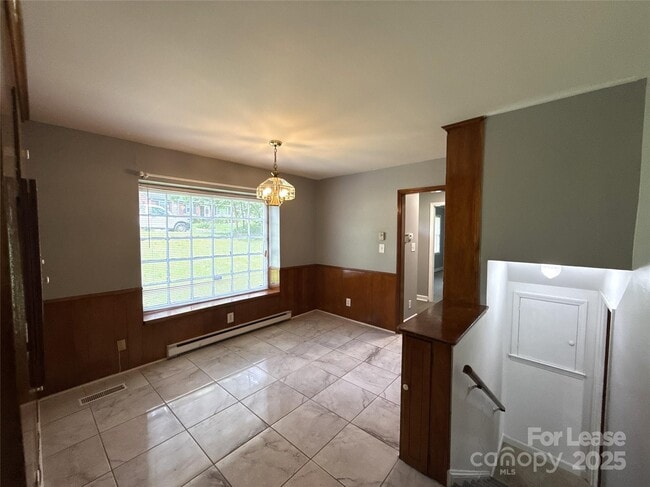 Foto del edificio - 3619 Havenwood Rd