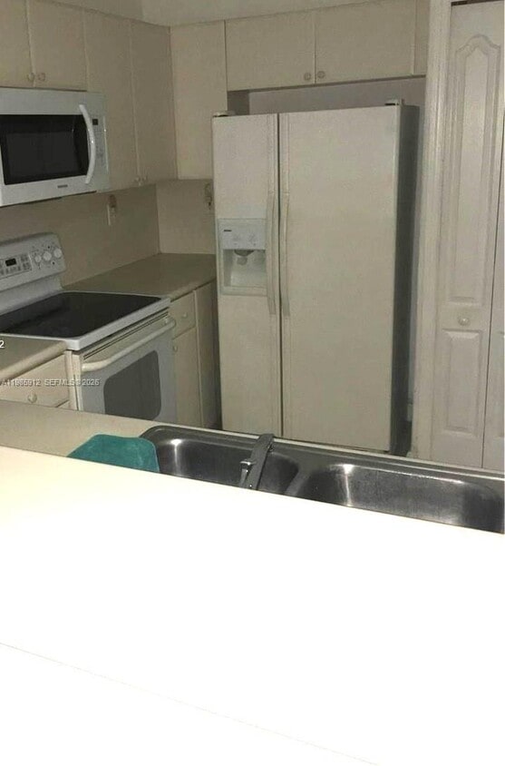 Foto del edificio - 1658 SE 28th Ct