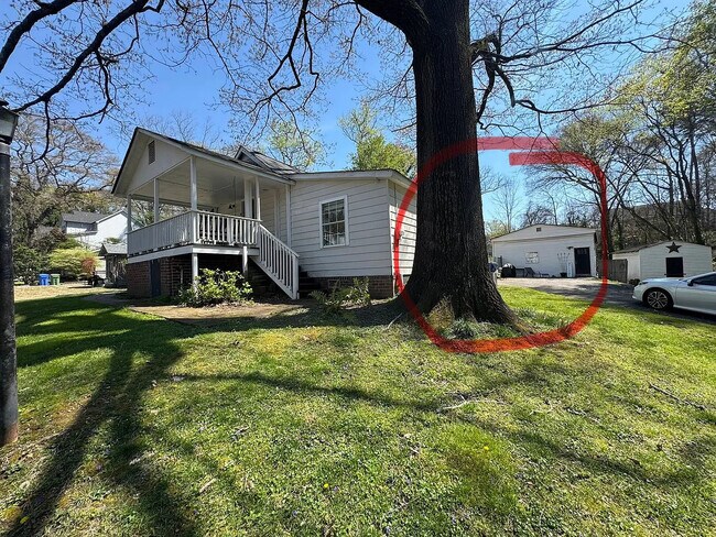 Foto del edificio - 2686 Rosemary St NW