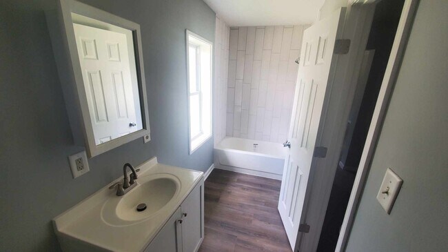 Foto del edificio - 640 N Cherry St