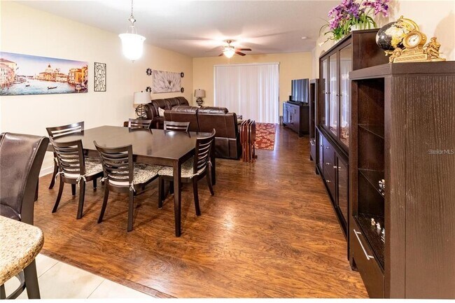 Foto del edificio - 8925 Azalea Sands Ln