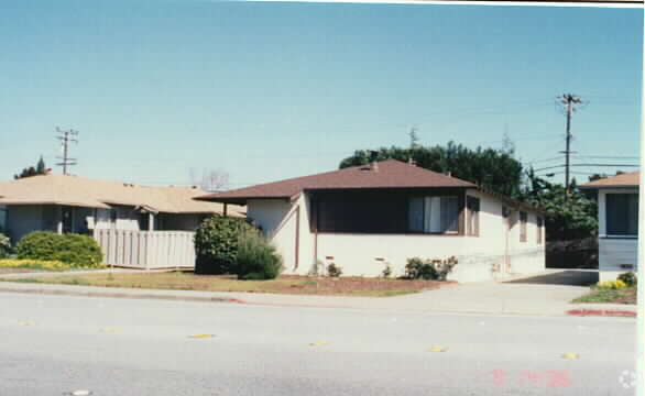 Primary Photo - 91 Bellevue
