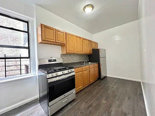 Building Photo - 1 bedroom in BRONX NY 10452