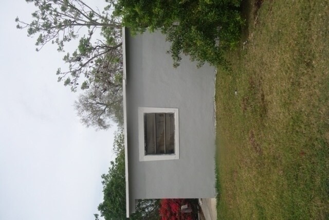 back 1 - 706 SW 5th St