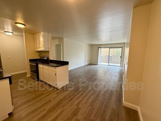 Foto del edificio - 121 41st St