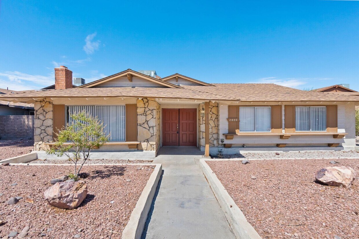 Primary Photo - Spacious 3-Bedroom Townhome with Private P...
