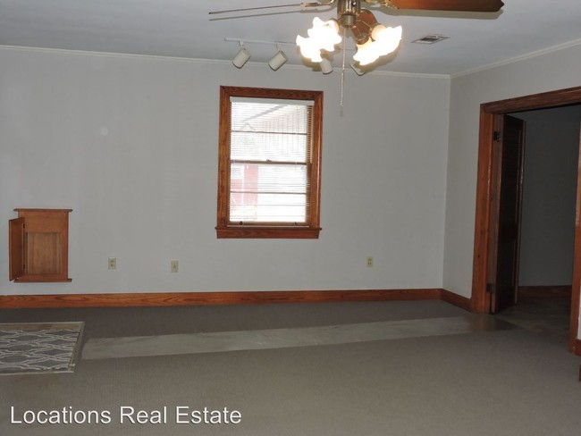 Building Photo - 675 Finchley Ave