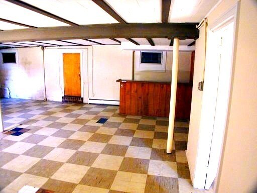 Foto del edificio - -- AVAILABLE APRIL 15TH -- 4 BR / 3 BA Raised Ranch, Brick home in Pinedale Farms (West End!), Av...