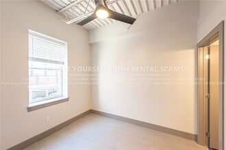Building Photo - 315 Eureka Aly