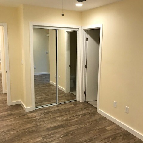 Foto del edificio - 9000 Avalon Blvd