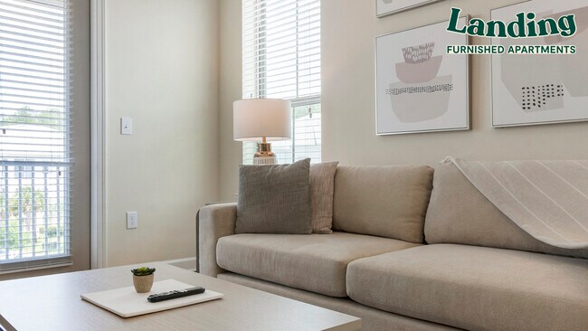 Foto del edificio - 13050 Gran Bay Pkwy
