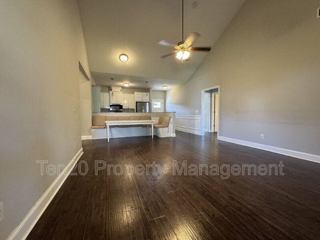 Foto del edificio - 16 Vineyard Dr