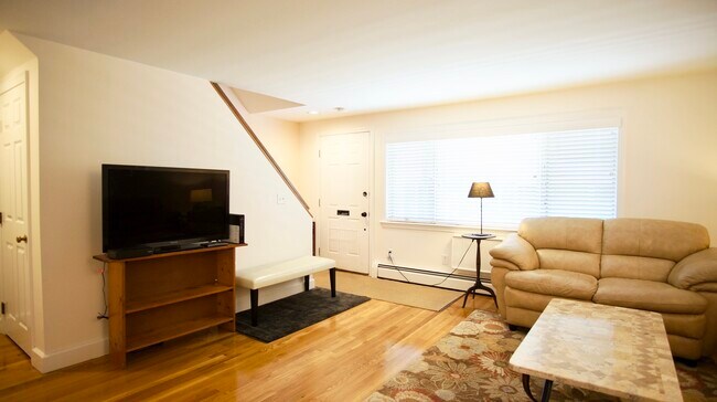 Foto del edificio - 148 Cypress St