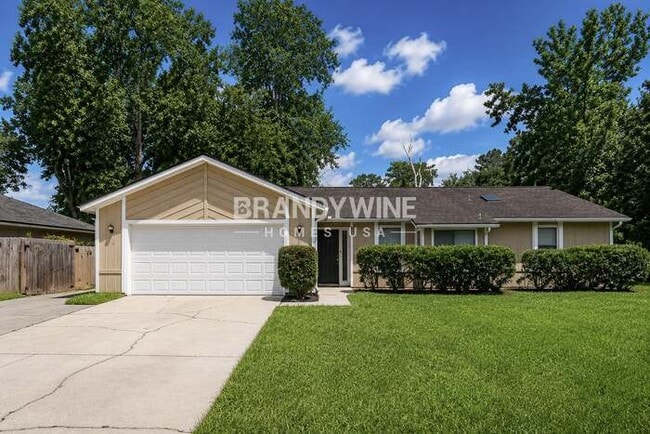 Building Photo - 8236 Weybridge Dr