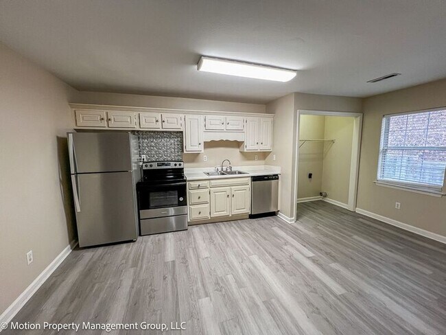 Foto del edificio - 1632 Hamlet Dr