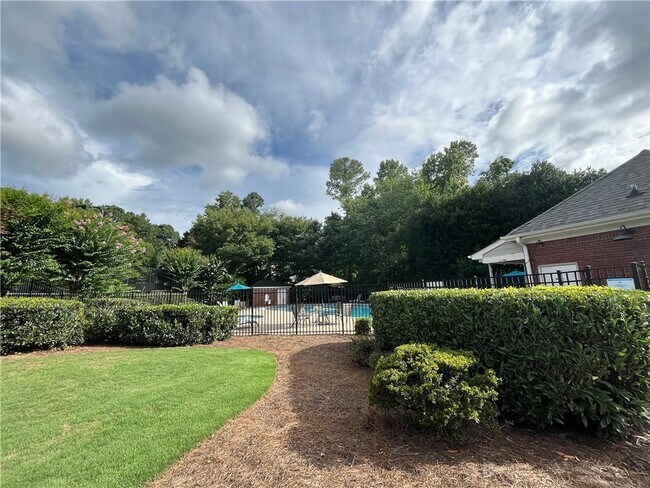 Foto del edificio - 1650 Silverleaf Way