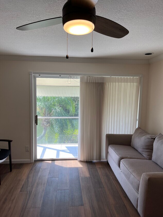 Foto principal - 1815 Robalo Dr