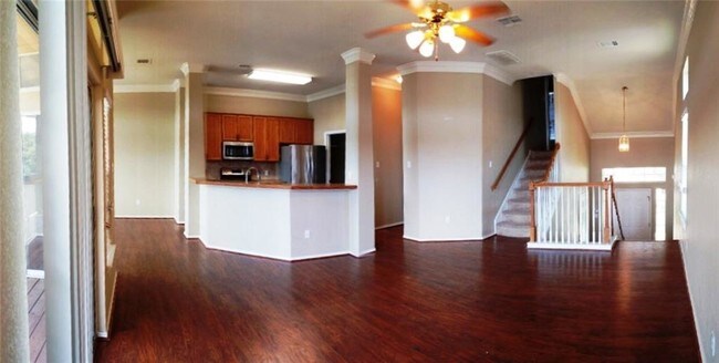 Foto del edificio - 20911 Waterside Dr