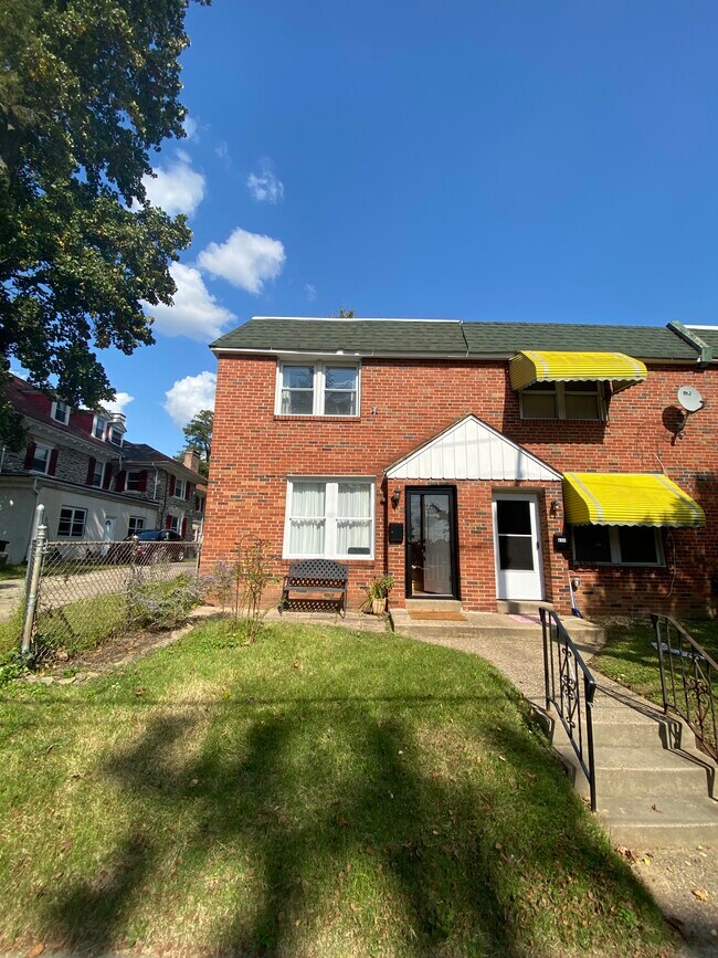 Foto del edificio - 6371 magnolia st
