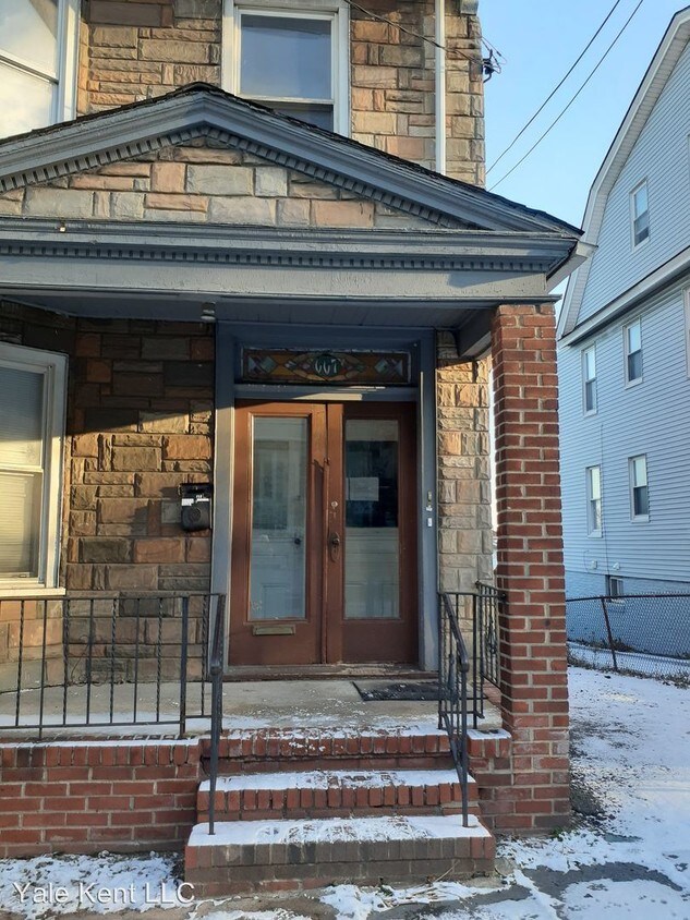 667 Irvine Turner Blvd, Newark, NJ 07112 Room for Rent in Newark, NJ