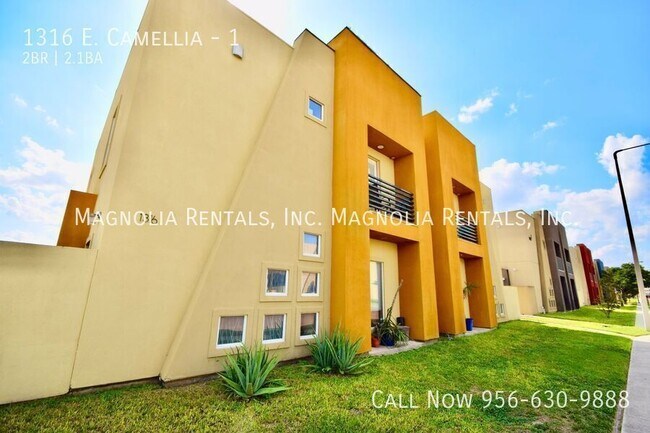 Building Photo - 1316 E. Camellia-1