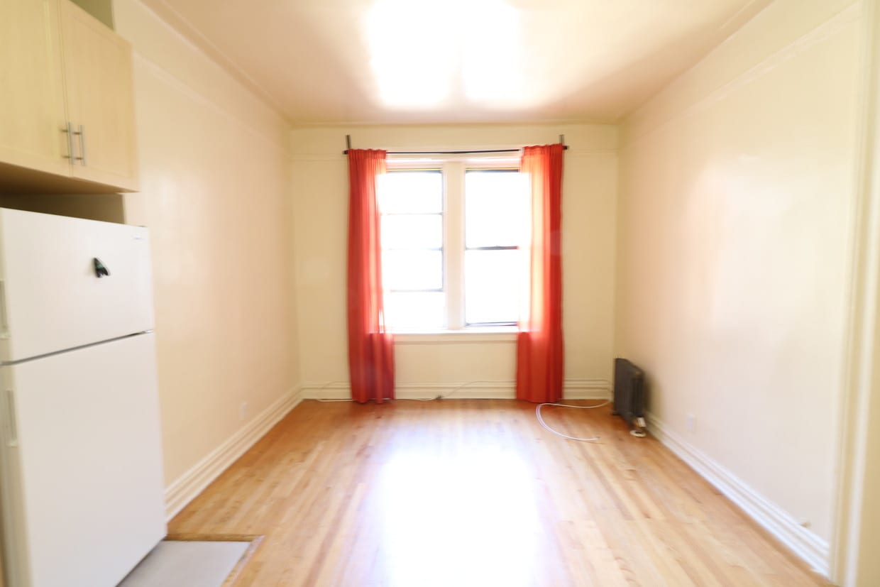 Primary Photo - 701 W 175th St