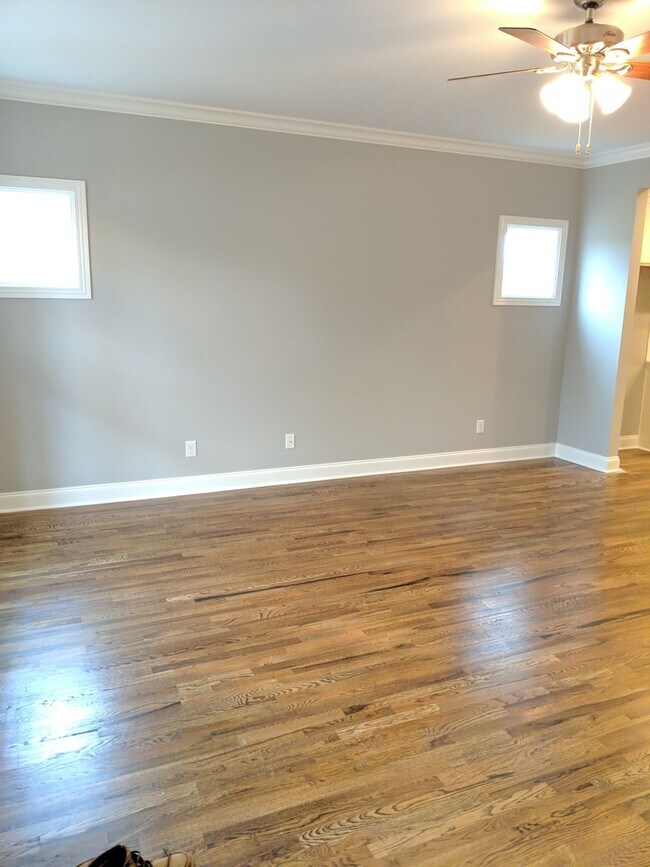 Foto del edificio - Home For Lease - Convenient Commute to Greater Nashville Area