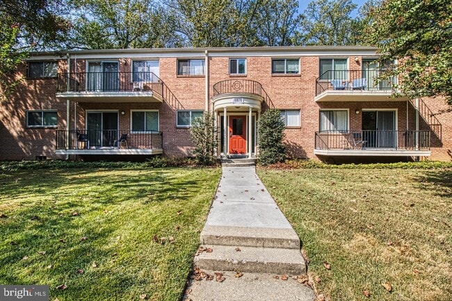 Building Photo - 10507 Weymouth St