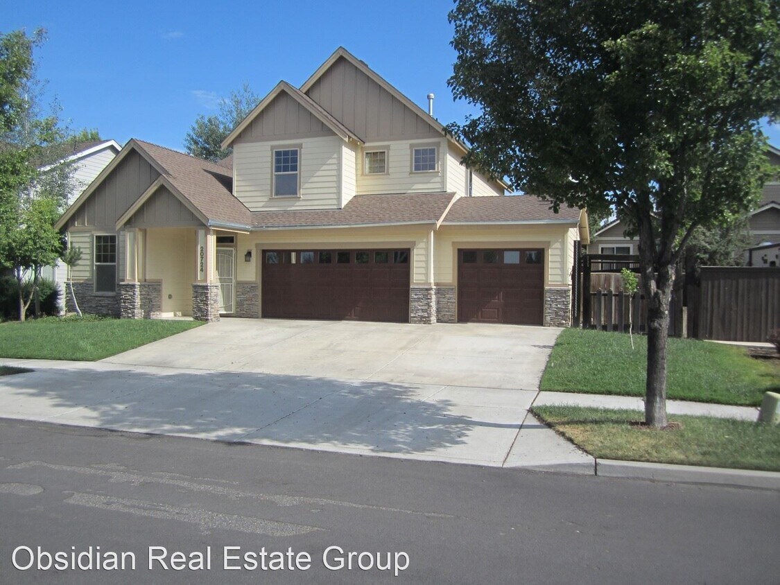 4 br, 2.5 bath House 20724 Wandalea Dr House Rental in Bend, OR