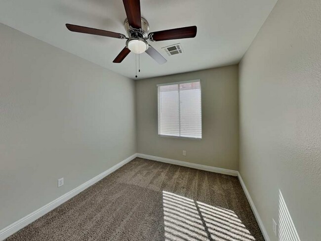 Foto del edificio - 5353 Jose Ernesto St