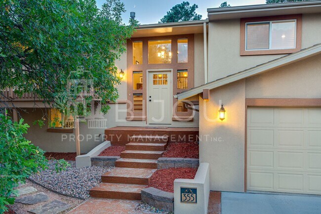 Photo - Located in the Hills of Rockrimmon! House