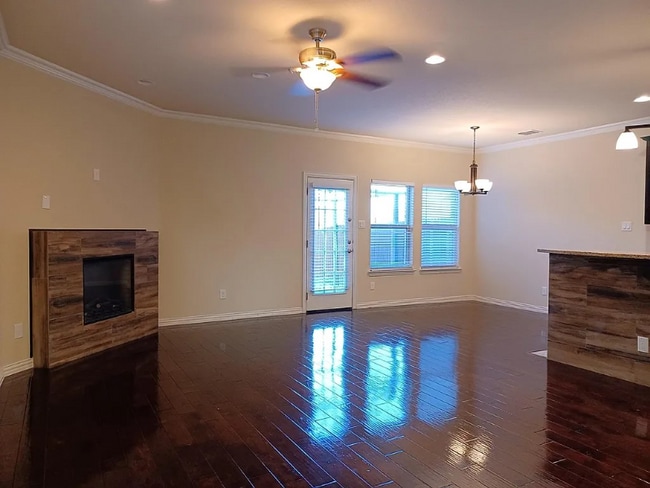 Foto del edificio - 326 Austin Ave