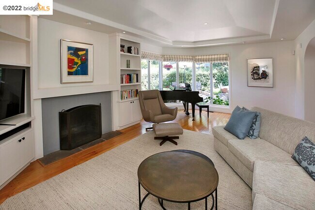 Building Photo - 93 Cambrian Ave