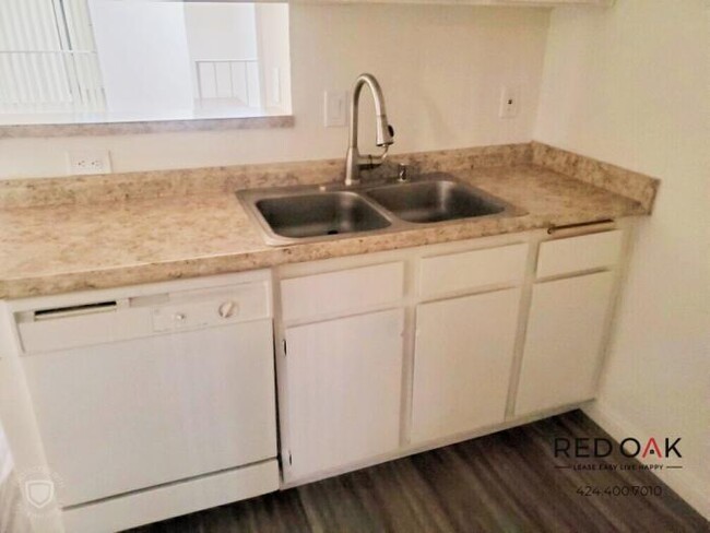 Foto del edificio - 1 bedroom in Panorama City CA 91402