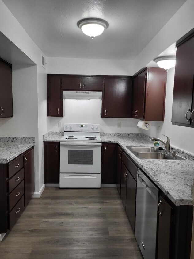 Foto principal - 3009 La Costa St
