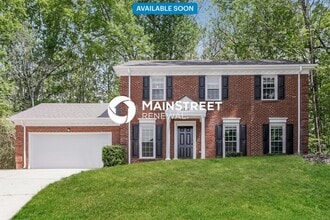 Building Photo - 6200 Oak Glen Ln