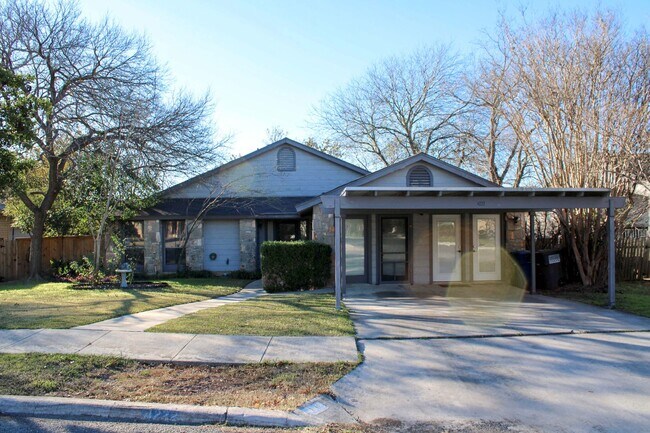 Foto del edificio - 4222 Clear Lake Dr