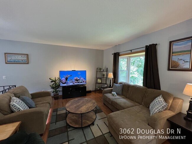 Building Photo - 3062 Douglas Dr N