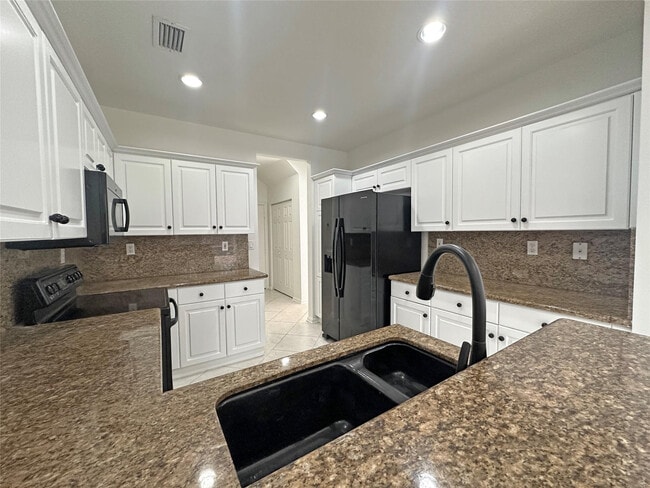 Building Photo - 12634 NW 56th Dr