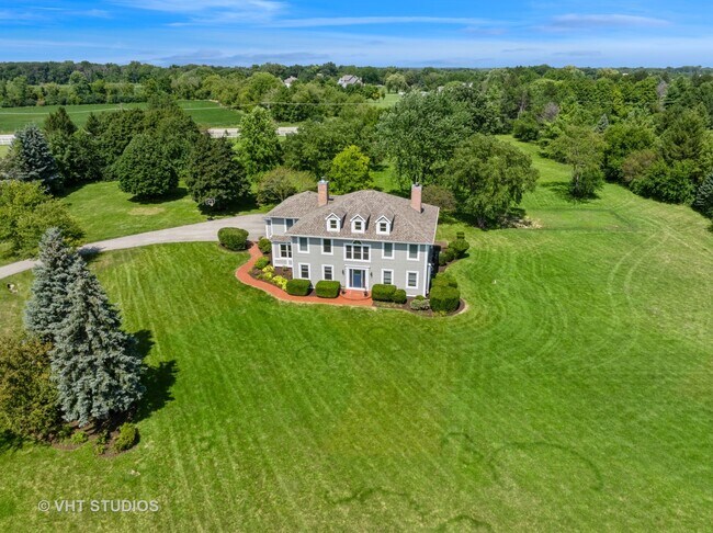 Building Photo - 17546 Bridle Trail Rd