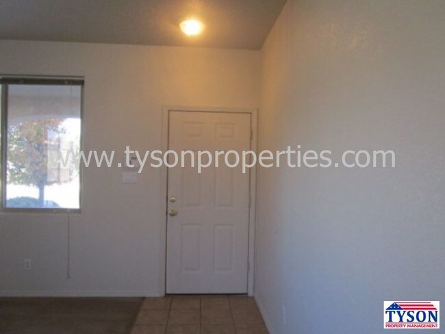 Foto del edificio - 2130 Margarita Dr SE