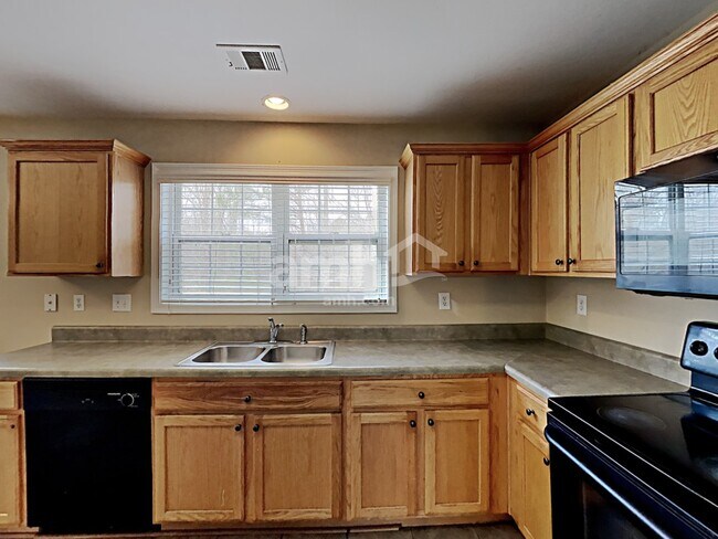 Foto del edificio - 954 Laurel Green Ln NE