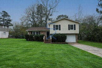 Building Photo - 10883 Thrasher Rd