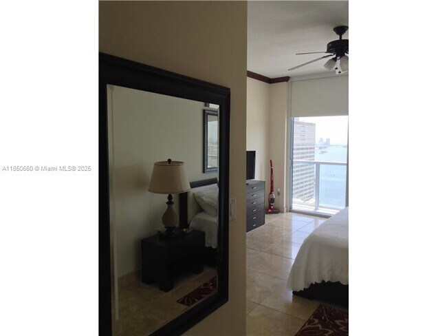 Foto del edificio - 1060 Brickell Ave
