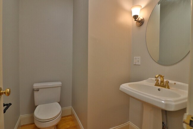 Foto del edificio - 358 Dorchester St