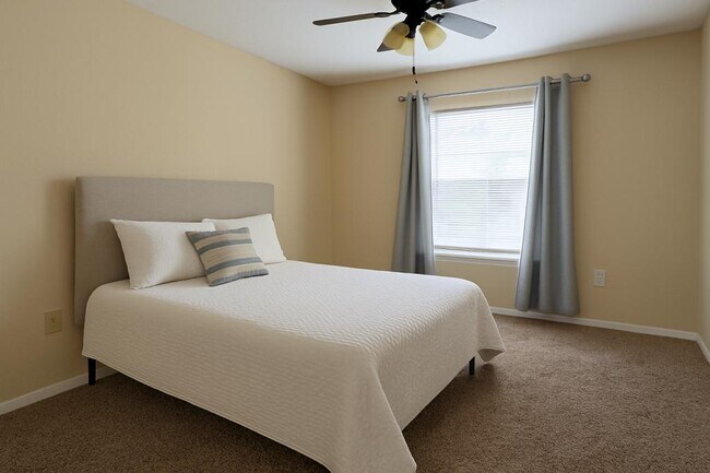 Building Photo - 18108 Peregrines Perch Pl