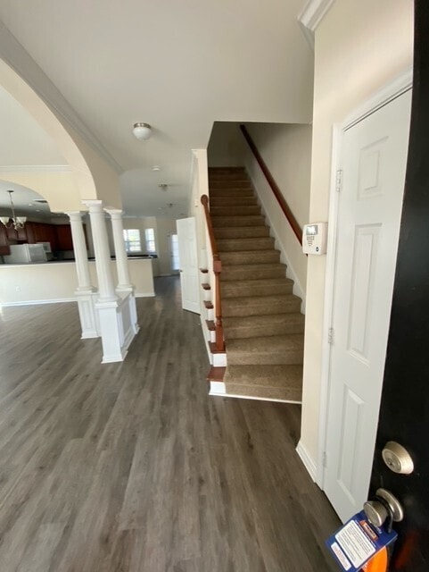 Building Photo - Beautiful 3 Bedroom 2.5 Bath Town Home in ...