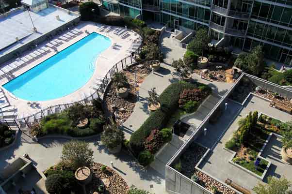 Community View - 943 Peachtree St NE